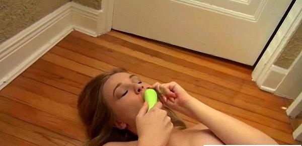  Sex Tape With Wild Girl Playing With All Kind Of Stuffs clip-02